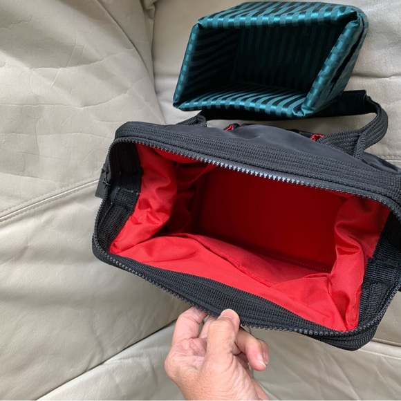 Artisan & Artist CLASSIC - CLASP OPENING COMPACT HANDBAG from Japan - NEW - Picture 12 of 16